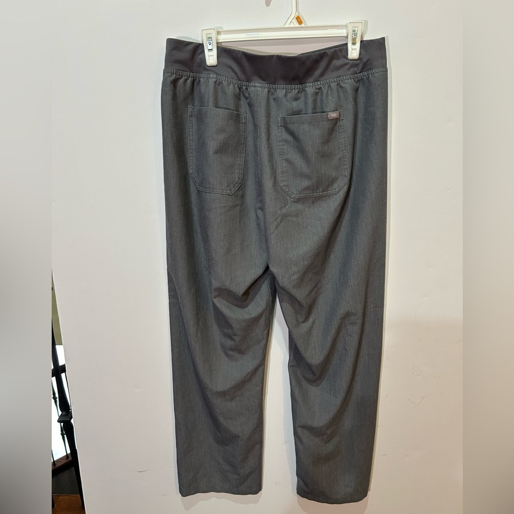 Figs Technical Collection Gray with Teal Drawstrings XL - Picture 3 of 5